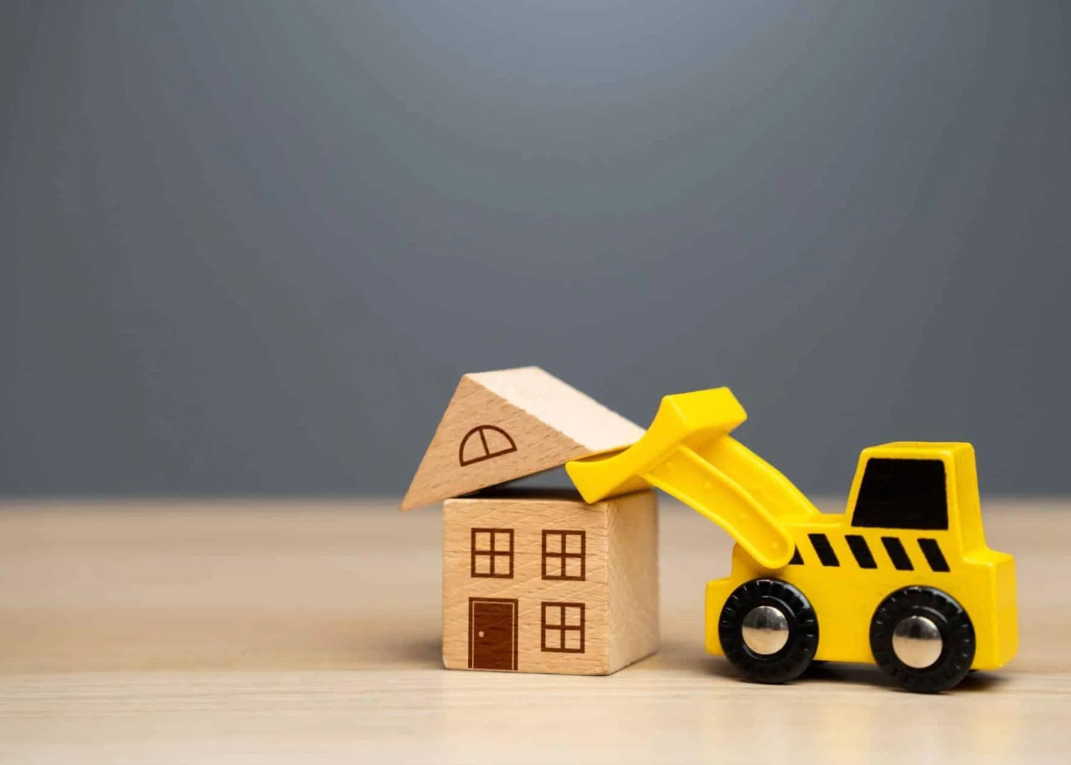 Upgrading to a New Home Here’s Why Selling Your Old House for Cash Makes Sense